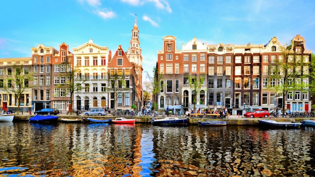 Top 10 Most Beautiful Cities In The World