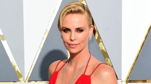 Charlize Theron e1515385233623 Arena Pile Top 10 Hottest Hollywood Actresses In The World 2017
