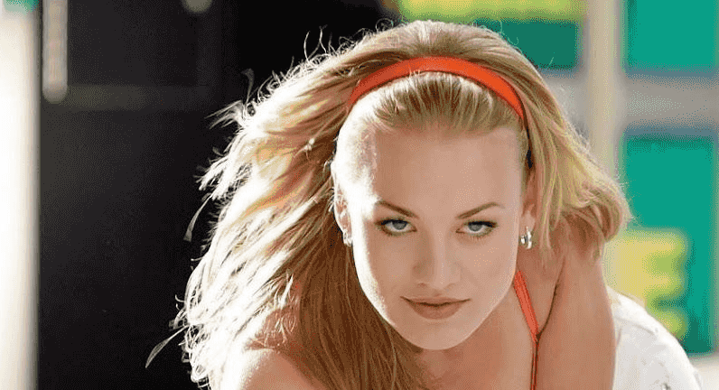 Emma Stone e1515385188979 Arena Pile Top 10 Hottest Hollywood Actresses In The World 2017