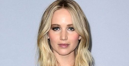 Jennifer Lawrence 1 1 e1517488103481 Arena Pile Top 10 Sexiest Hollywood Actresses In The World