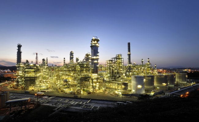 Top 10 Largest Oil Refineries In The World With Details 