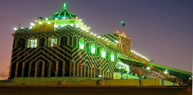 Shrine of Abdullah Shah Ghazi Arena Pile Top 5 Most Famous Sufi Shrines In Pakistan