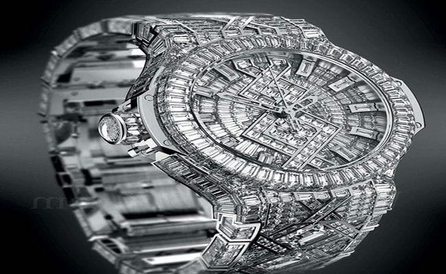 Top 10 Diamond-Crusted Expensive Watches In The World Top 10 Diamond-Crusted Expensive Watches In The World