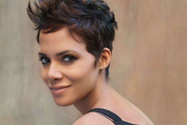 Halle Berry Arena Pile Top 10 Female Celebrities With The Most Beautiful Faces
