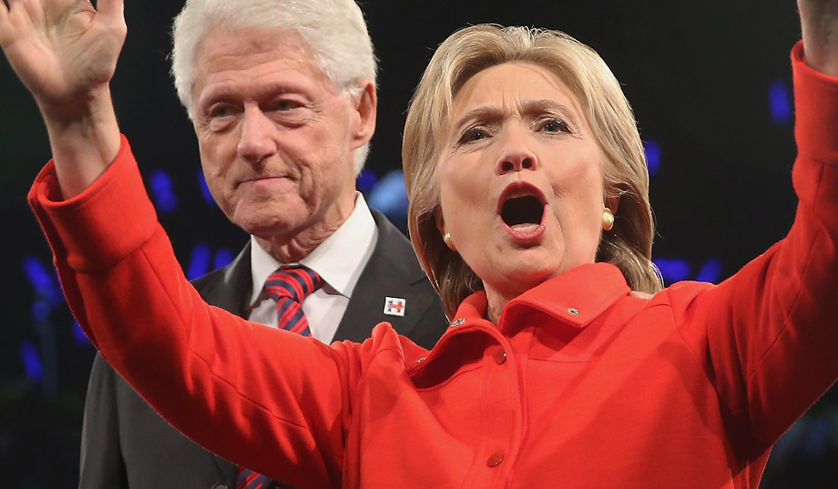 Hillary and Bill Clinton Arena Pile Top 9 Most Powerful Couples in The World