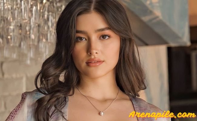 Top 10 Hottest Women from the Philippines In 2024 Liza Soberano Top 10 Hottest Women from the Philippines In 2024