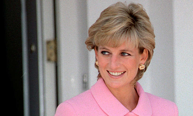 Princess Diana Arena Pile Top 10 Fashion Icons of All Time In The World