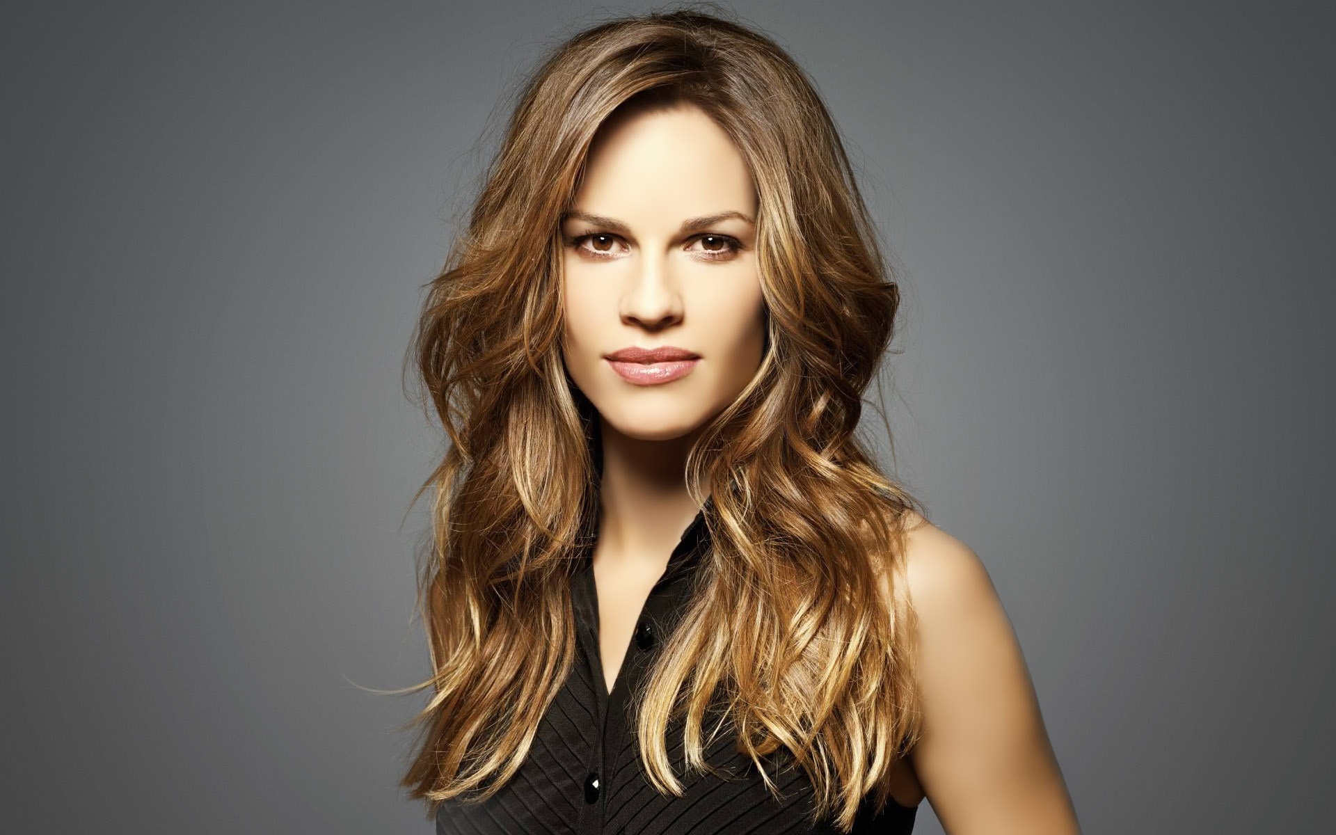 Hilary Swank Arena Pile Top 10 Most Beautiful Tomboy Actresses In The World
