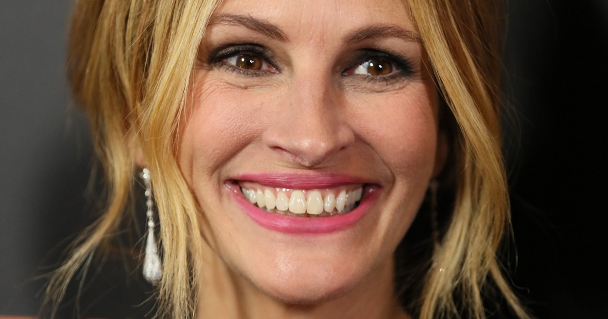 Julia Roberts 2 Arena Pile Top 10 Typecast Actresses In The World