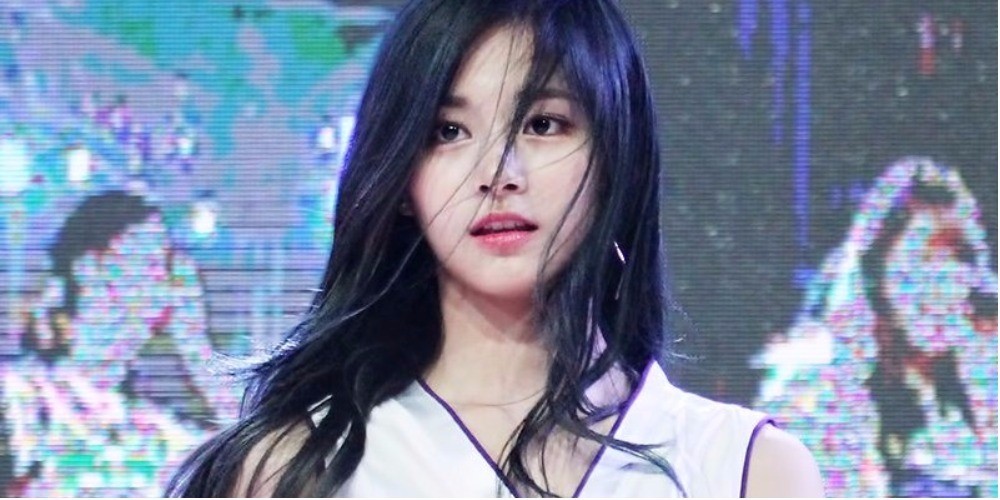 Tzuyu Arena Pile Top 10 Most Beautiful And Famous KPop Girls In The World