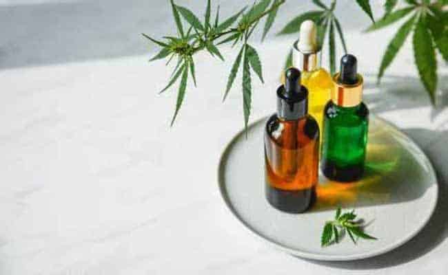 What Are CBD Tinctures & Should You Try Them?