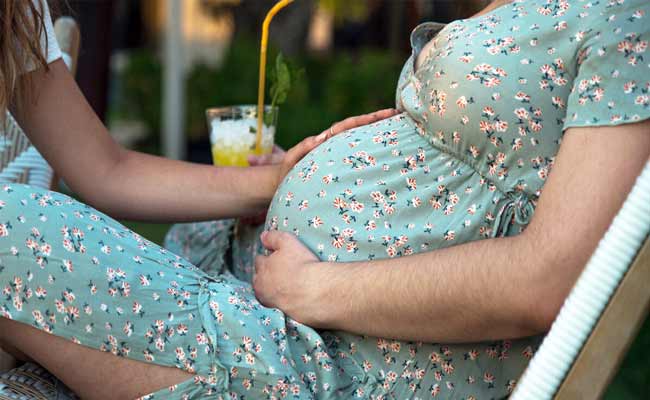 Surrogate Motherhood With Its Own Oocytes (Procedure & Cost)
