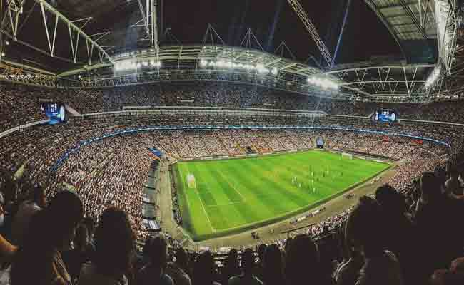 Top 10 Features of Football: Why People Love Football All Over the World